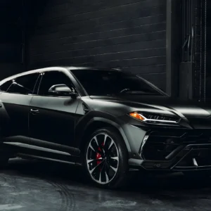 Lamborghini Urus Black