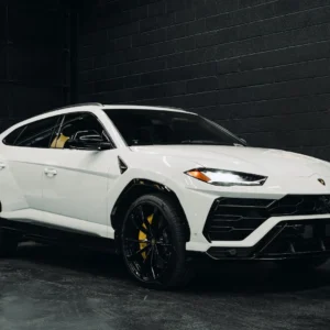 Lamborghini Urus White Front