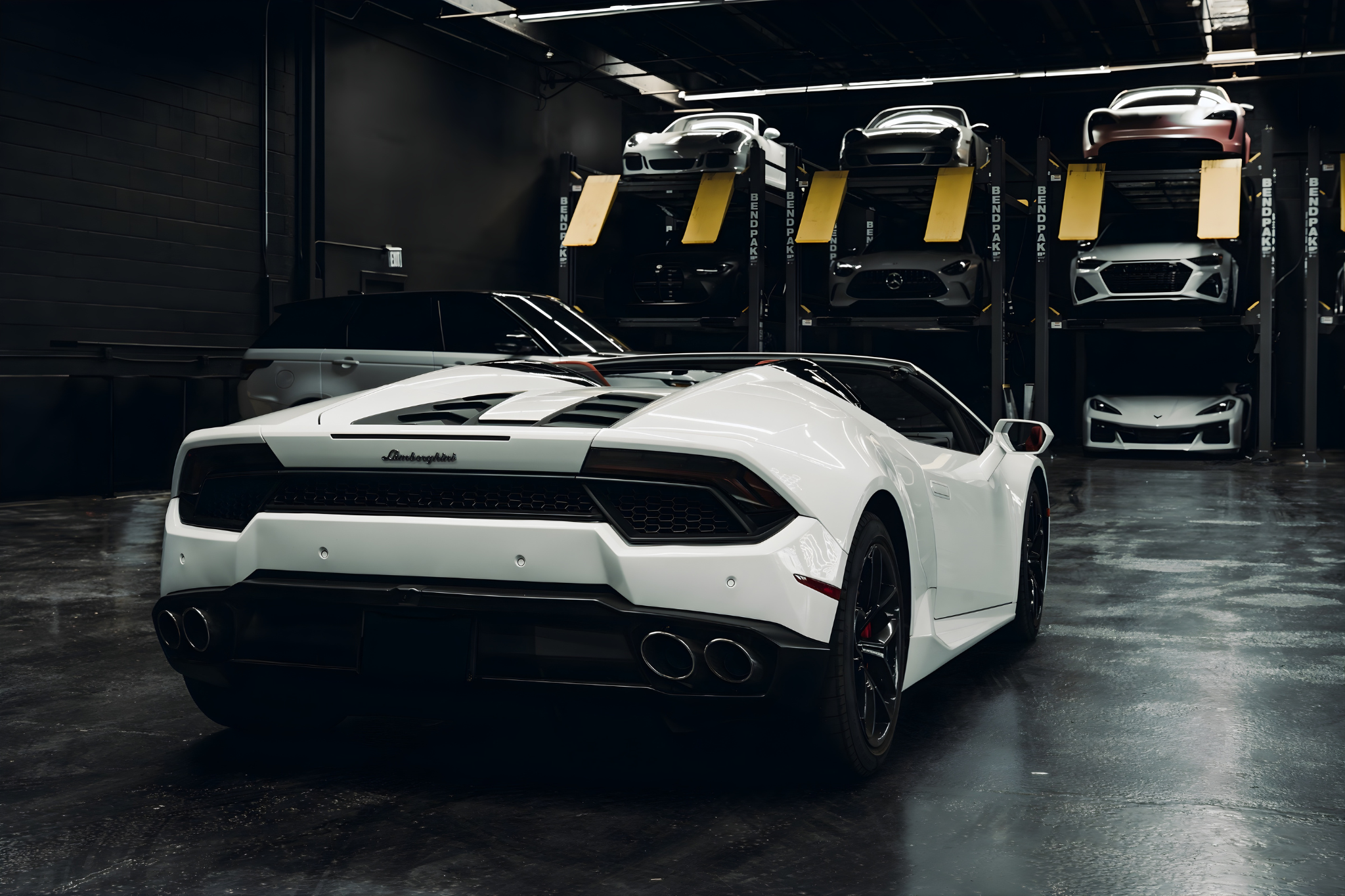 LamborghiniHuracanSpyderBackImage