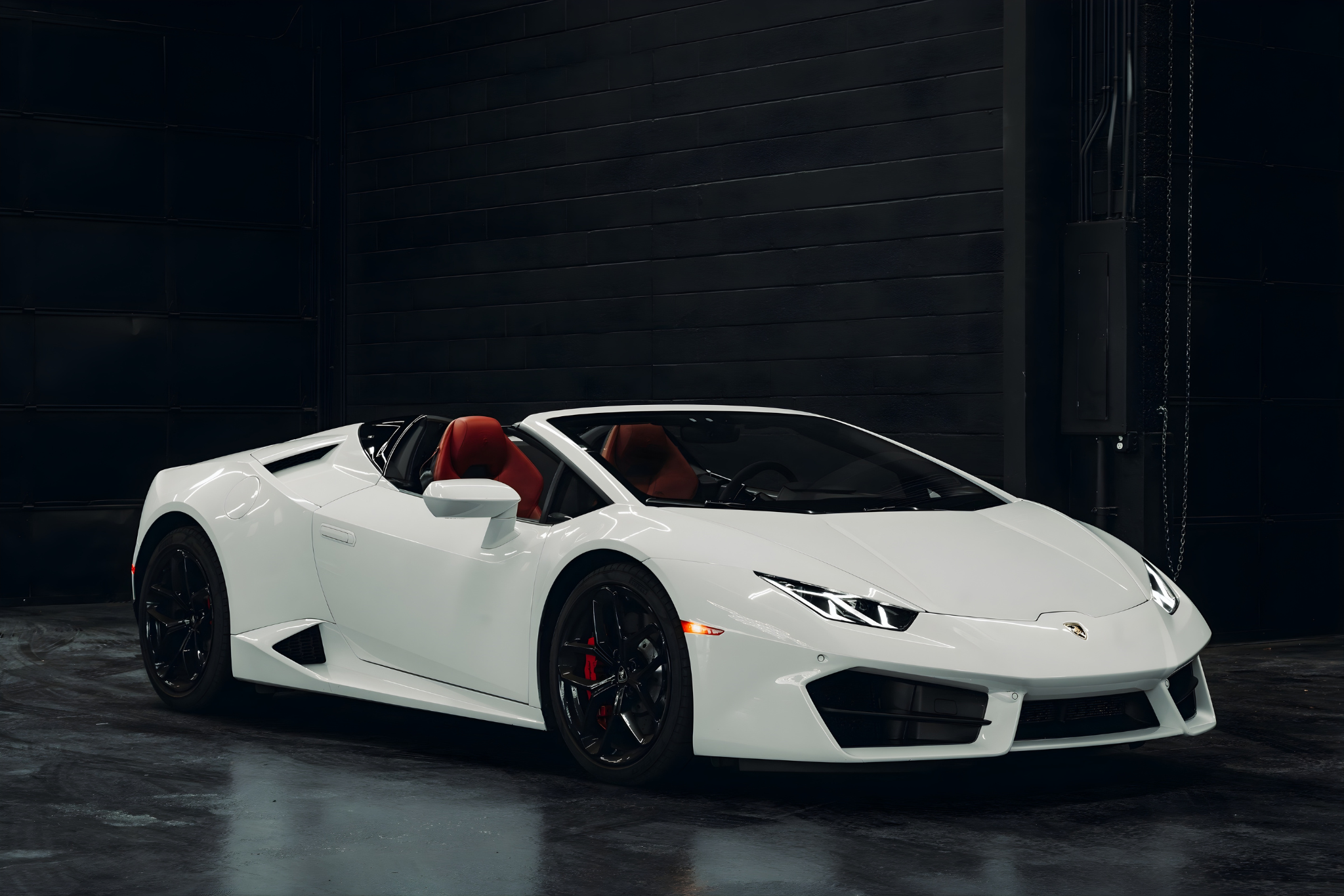 LamborghiniHuracanSpyderFrontImage